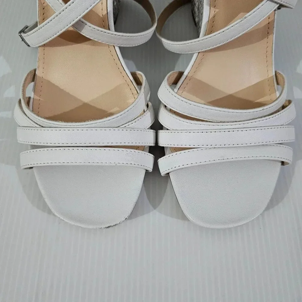 Agl dora ankle